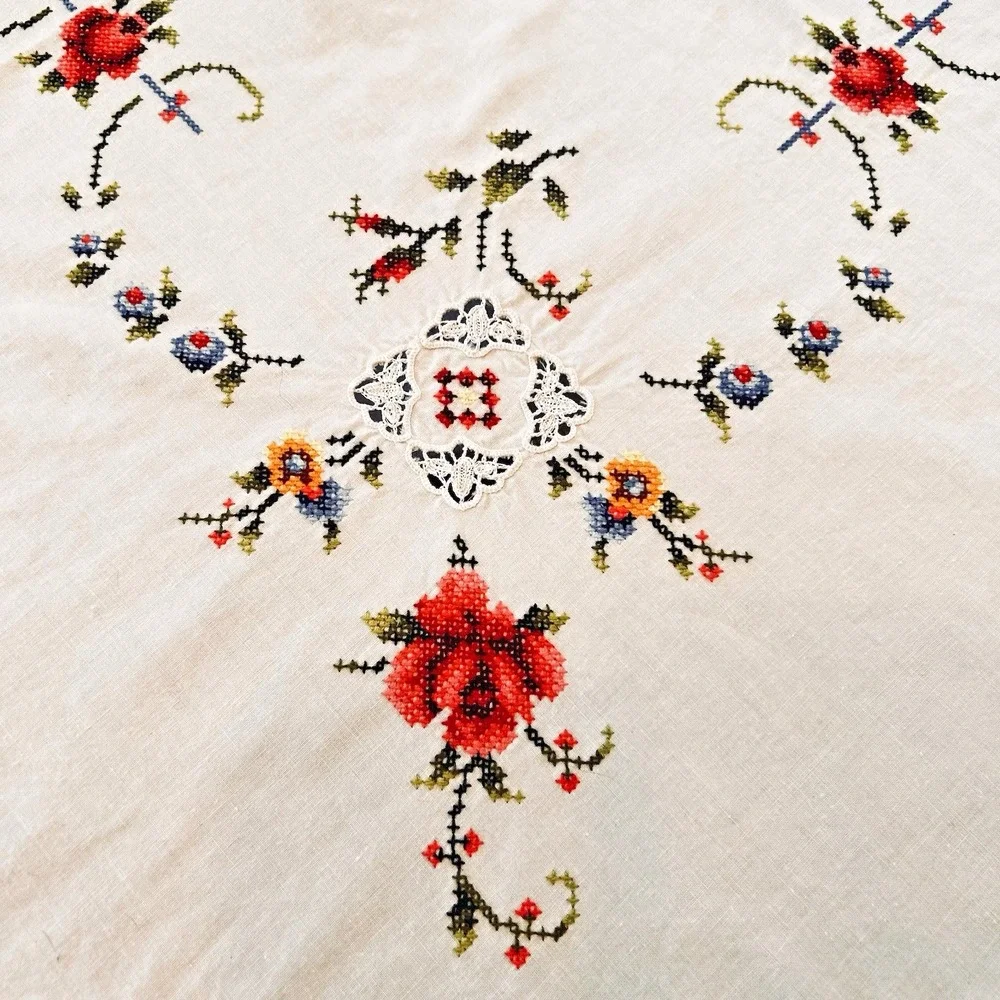 Vintage Hand Embroidered Linen Cross Stitch Tablecloth 7 Napkins Floral 63 x 63